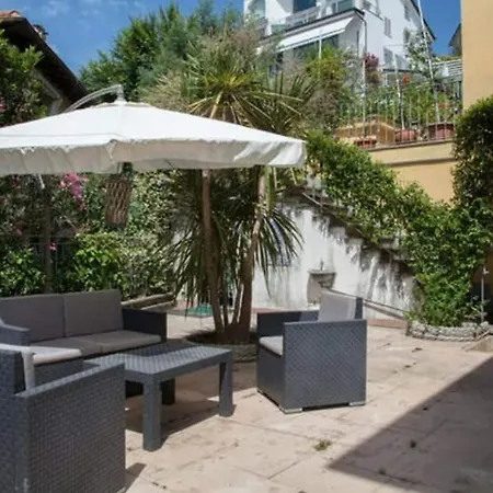 Small Luxury Nocleg ze śniadaniem La Spezia